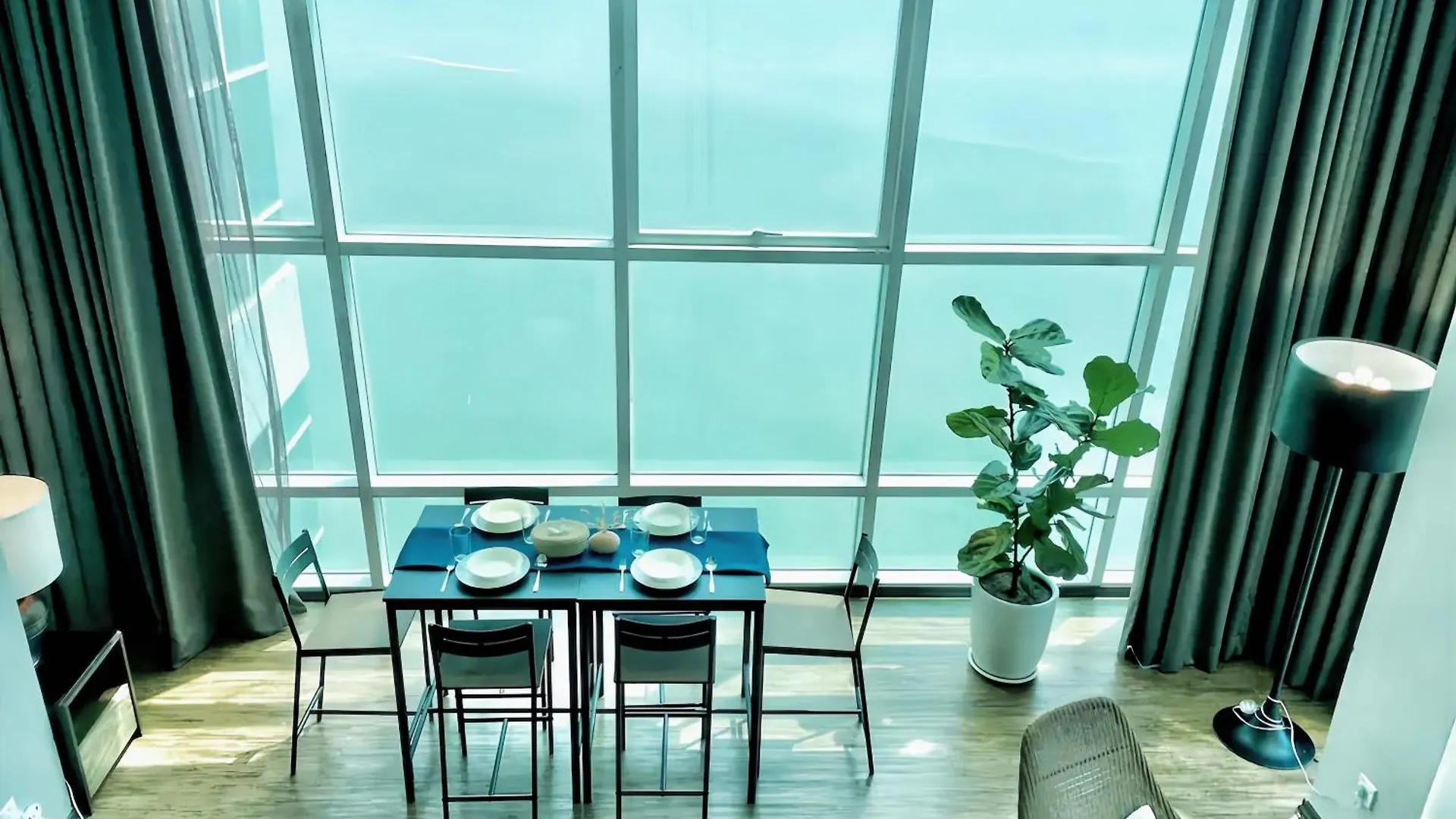 Maritime Seaview Suites Penang 乔治敦